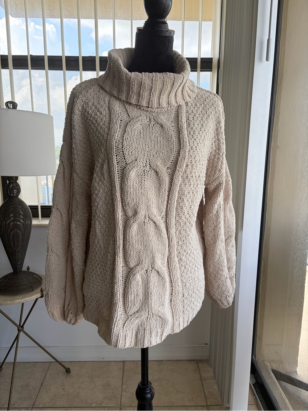Seven7 Chenille Cable Knit Turtleneck Sweater Size S Cream Warm Chunky